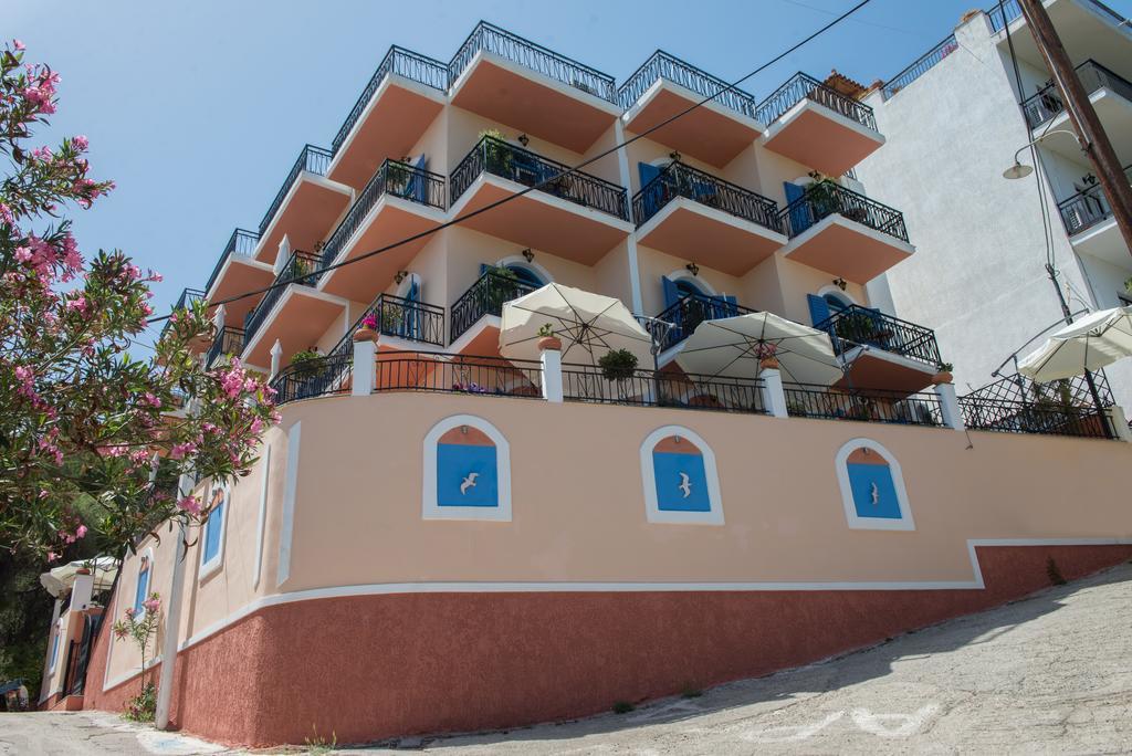 Maria Studios Poros Town المظهر الخارجي الصورة