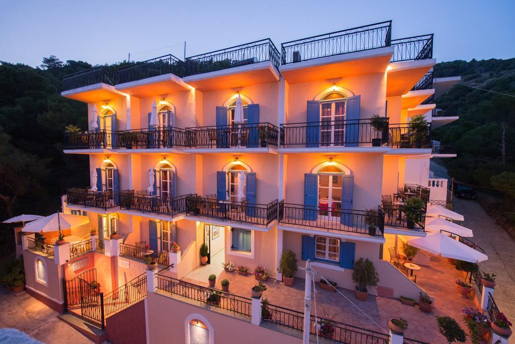 Maria Studios Poros Town المظهر الخارجي الصورة