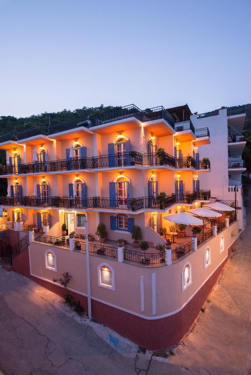 Maria Studios Poros Town المظهر الخارجي الصورة